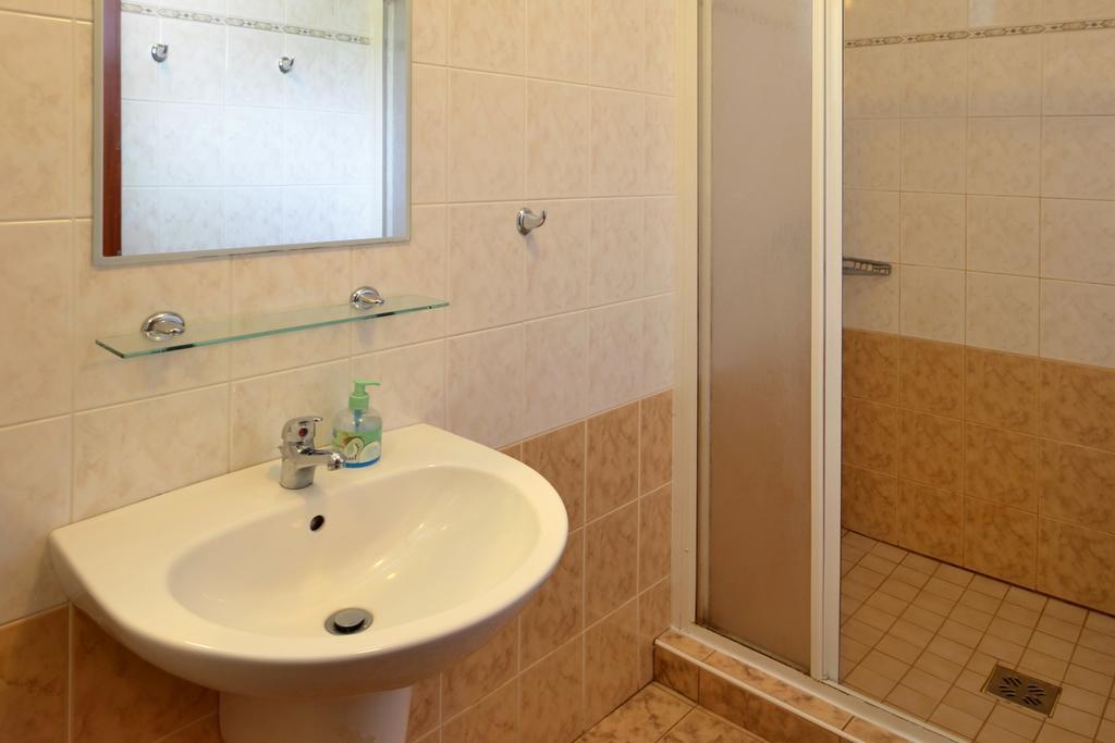 Horska Chata Jezek Harrachov Zimmer foto
